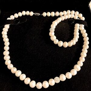 🩵 Zales Cultured Freshwater Pearl Crystal Necklace and Bracelet